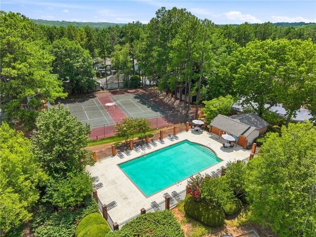 Building Photo - 117 Brittany Ct