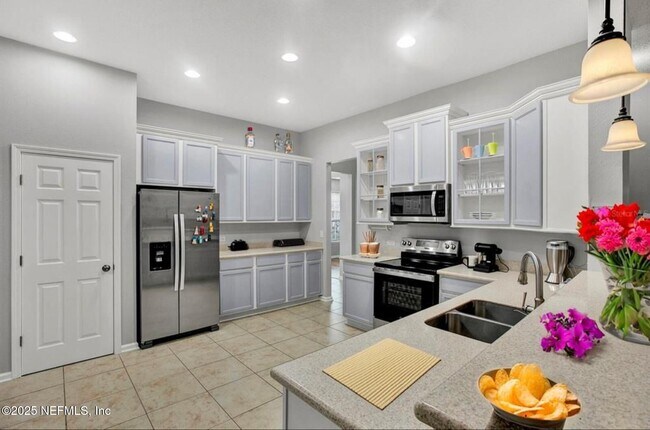 Building Photo - 3060 Plantation Ridge Dr