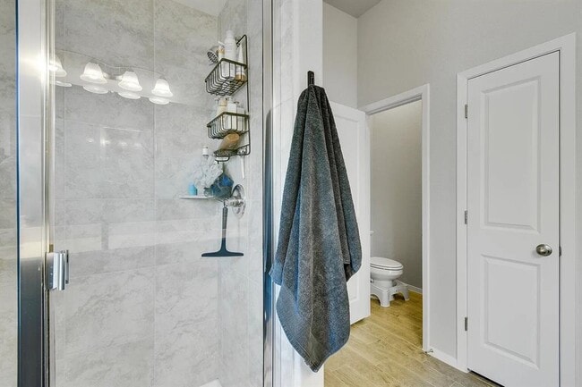 Building Photo - 121 Crescent St