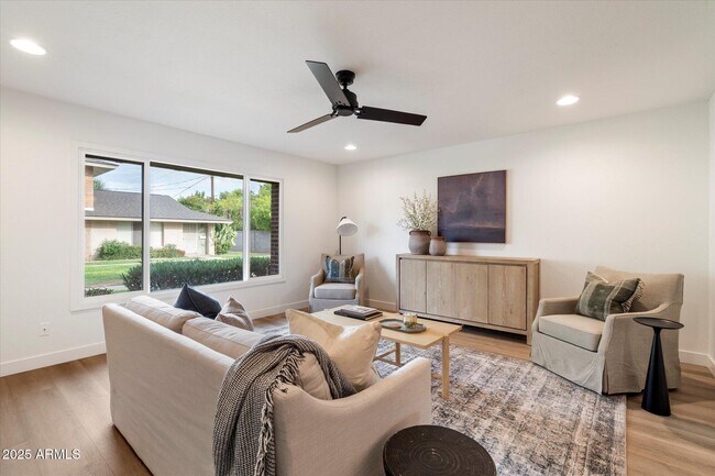 Building Photo - 8447 E Montebello Ave