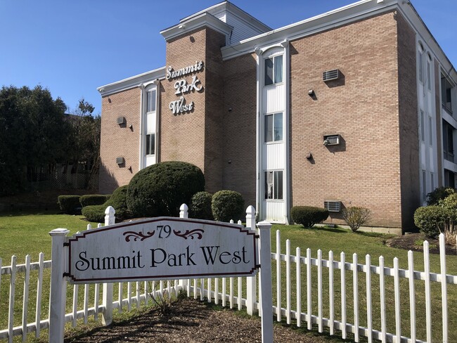 Primary Photo - 73-79 Park Ave