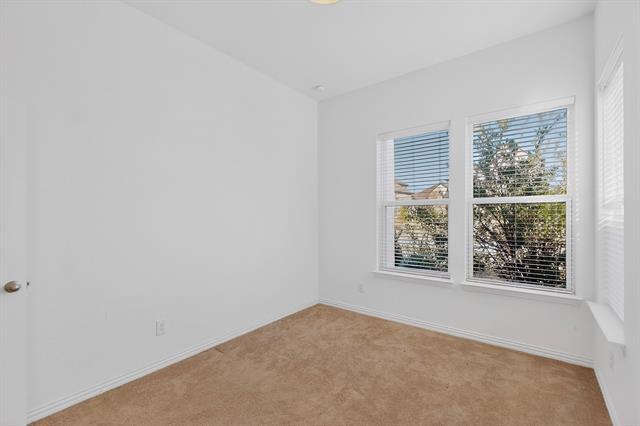 Building Photo - 2249 English Ivy Rd