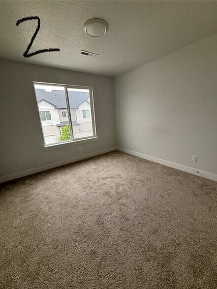 Building Photo - 2055 N 3930 W
