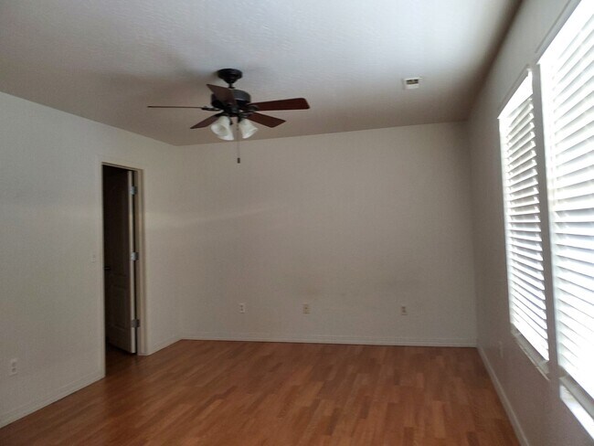 Building Photo - 1978 S 650 E