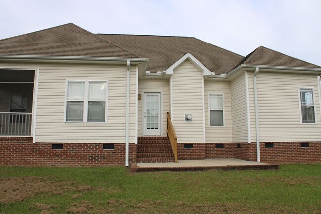 Building Photo - 3705 Warwick Pl