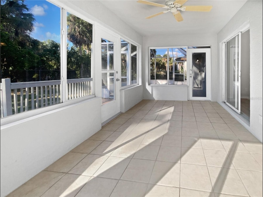 Building Photo - 3053 Draper Terrace