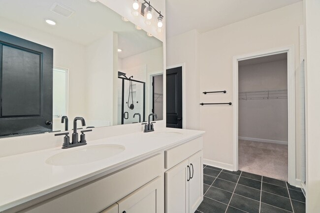 Building Photo - Elegant & Spacious Home in Summerville’s Cane Bay Community