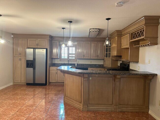 Building Photo - 9019 Siller Loop