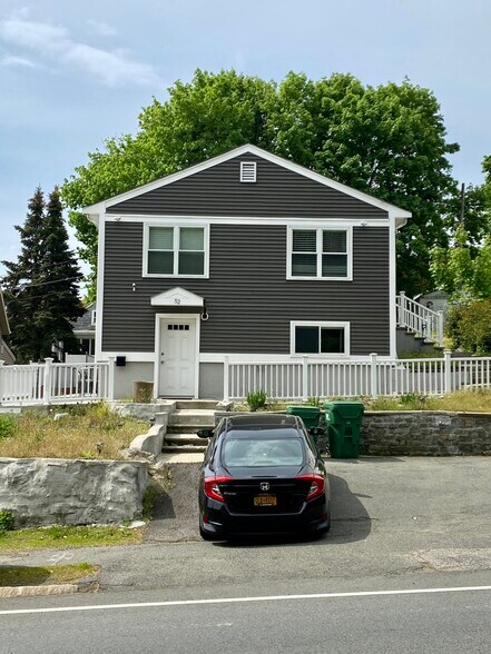 Building Photo - 52 S Border Rd