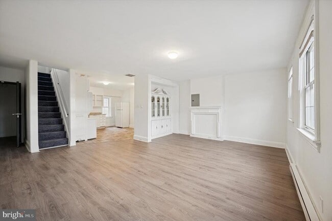 Building Photo - 4645 Umbria St