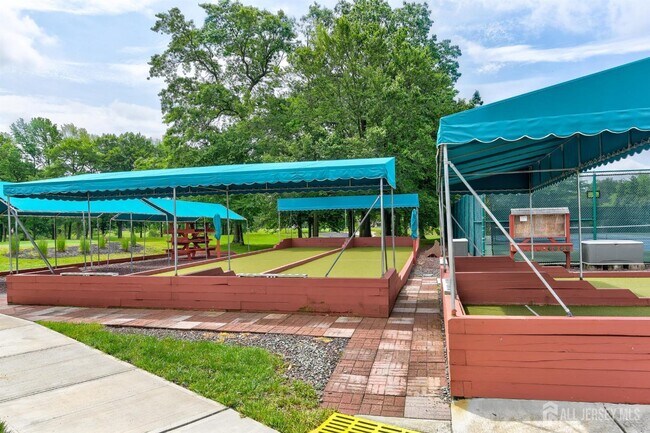 Building Photo - 368B Metuchen Dr