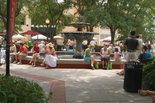 Building Photo - 1806 W Morrison Ave