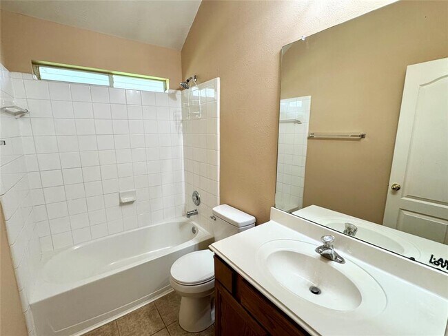 Building Photo - 11323 Sandermeyer Dr