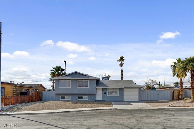 Building Photo - 6121 Edgewood Cir