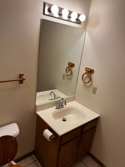 Building Photo - 1198 Abbott Cir