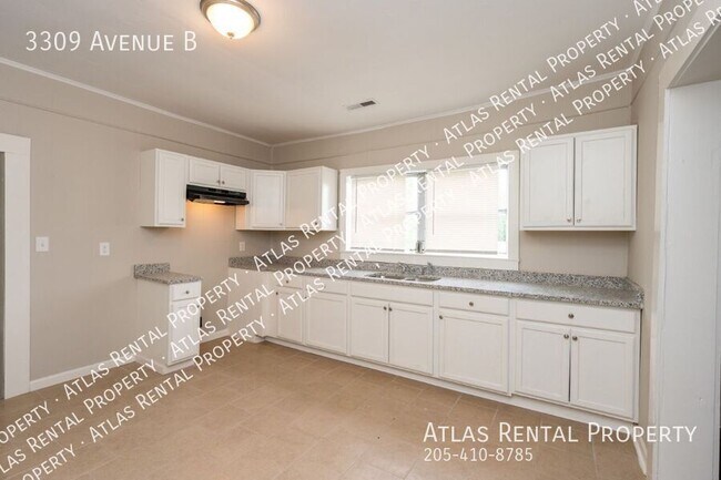 Building Photo - 3309 Avenue B-