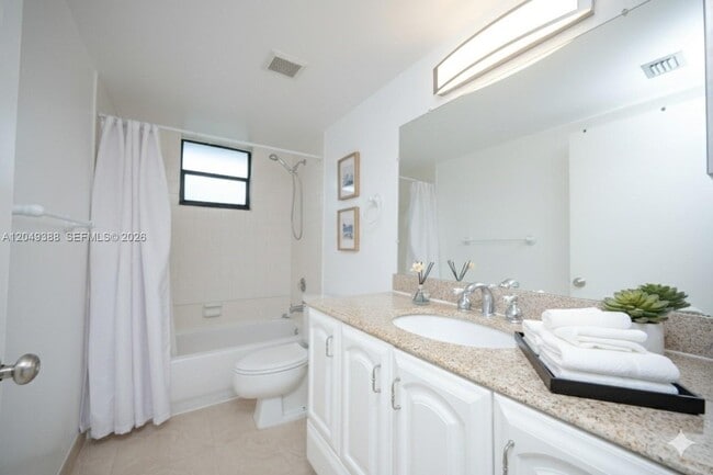 Building Photo - 7965 SW 86th St