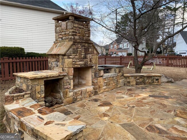 Building Photo - 1602 Chadwick Ridge Dr NW