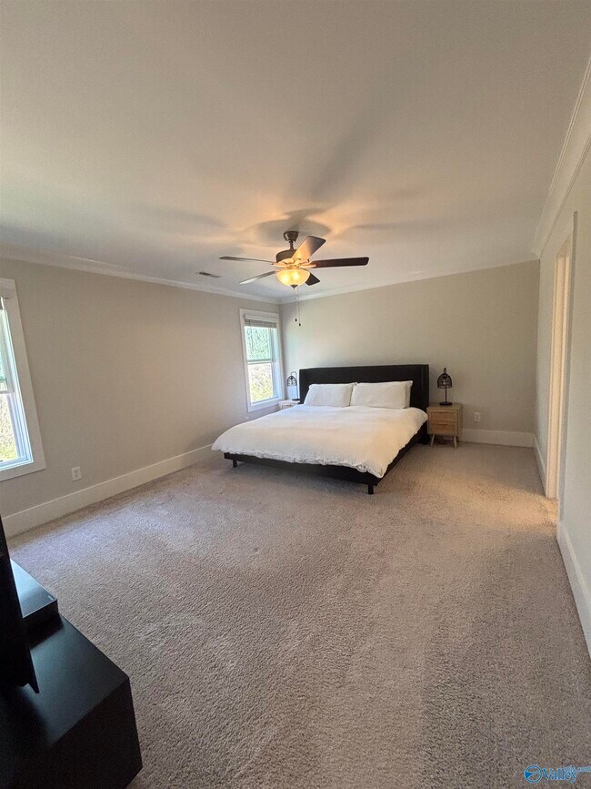 Building Photo - 109 Pitalo St