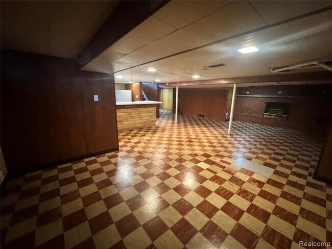 Building Photo - 4276 5th St