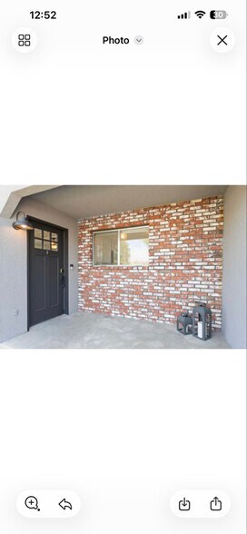 Building Photo - 1488 Ashcroft Ave