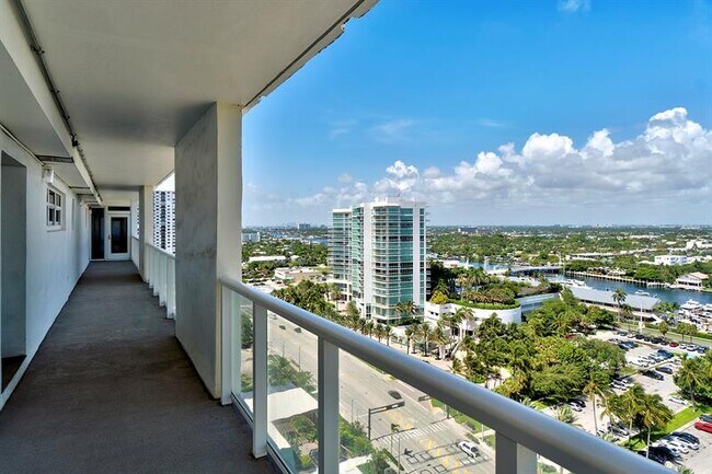 Building Photo - 111 N Pompano Beach Blvd
