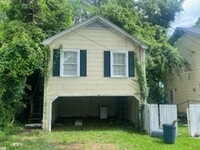 Building Photo - 1803/1807 St. Mary St.