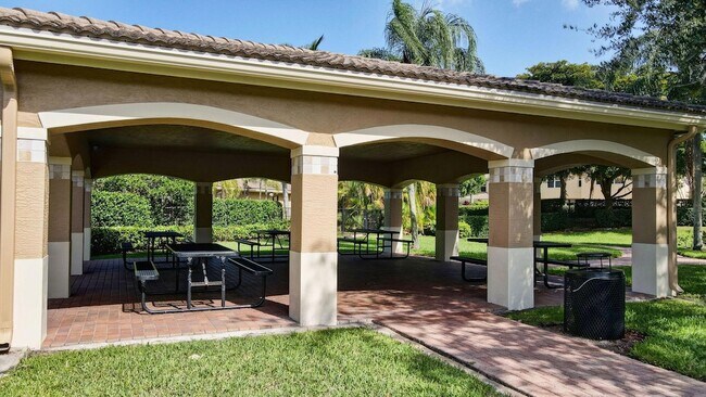 Building Photo - 5029 Starblaze Dr