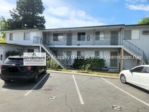 Building Photo - 4421de
