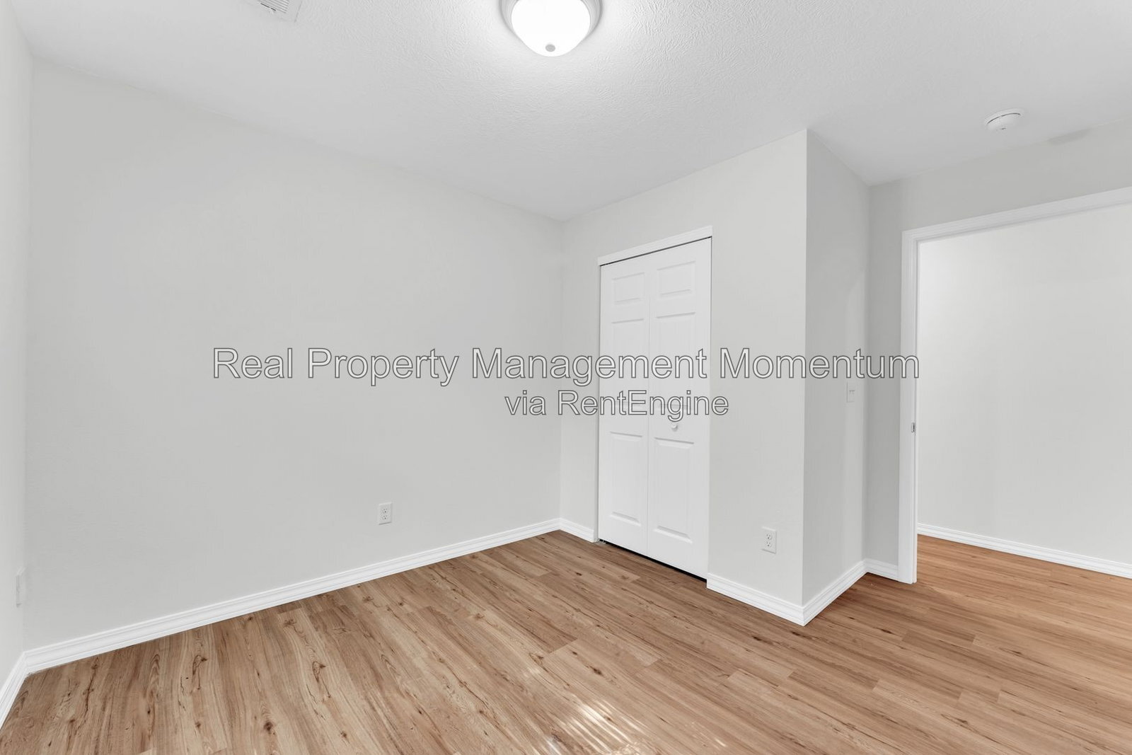Building Photo - 1602 W Scott St