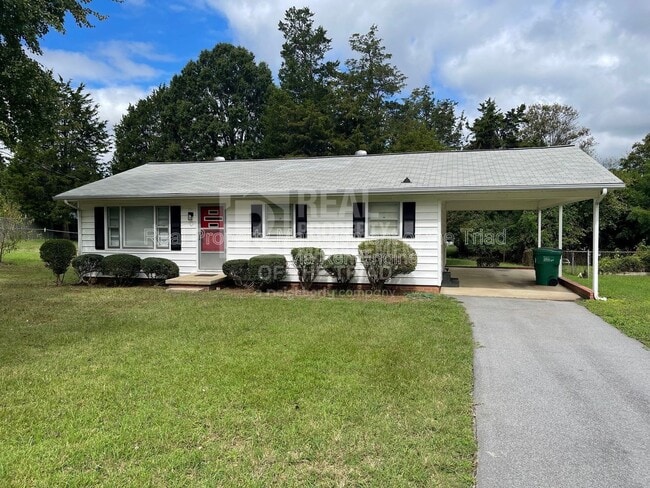 Primary Photo - 803 Graylyn Dr