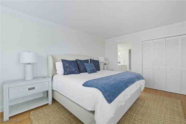 Building Photo - 3443 Gulf Shore Blvd N