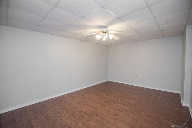 Building Photo - 755 Sheridan Ridge Ct