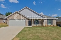 Building Photo - 779 Park Ln
