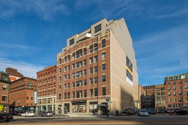 Building Photo - 121 Portland St