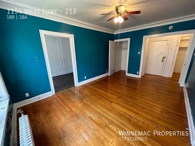 Building Photo - 1154 West Lunt-212