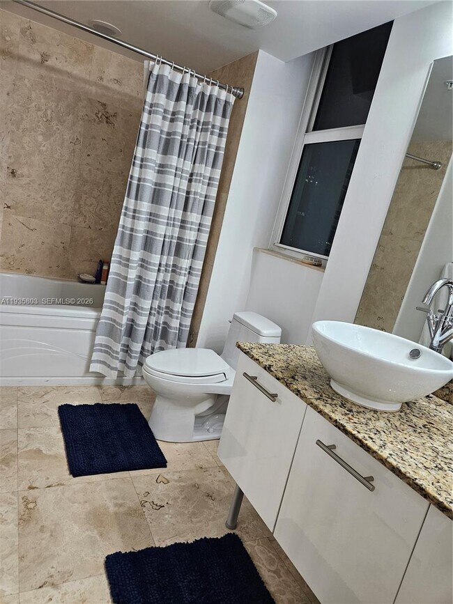 Building Photo - 41 SE 5th St