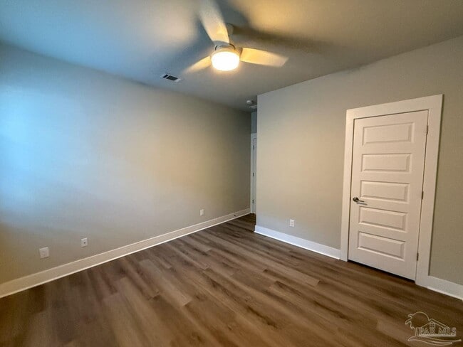 Building Photo - 1006 N D St