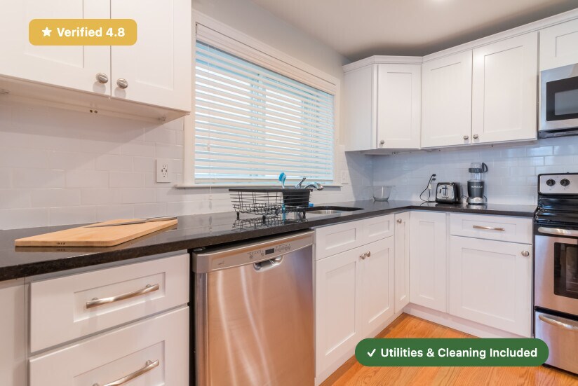 Building Photo - Furnished Private Bedroom in East Boston