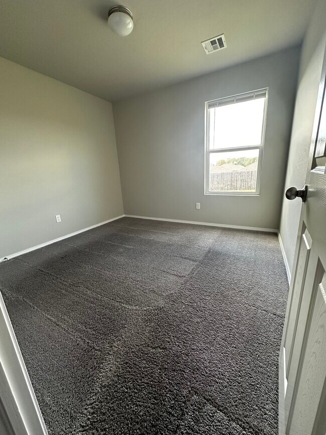 Back Bedroom - 1218 Flint Way