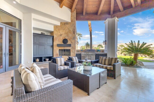 Building Photo - 83054 S Bay Dr