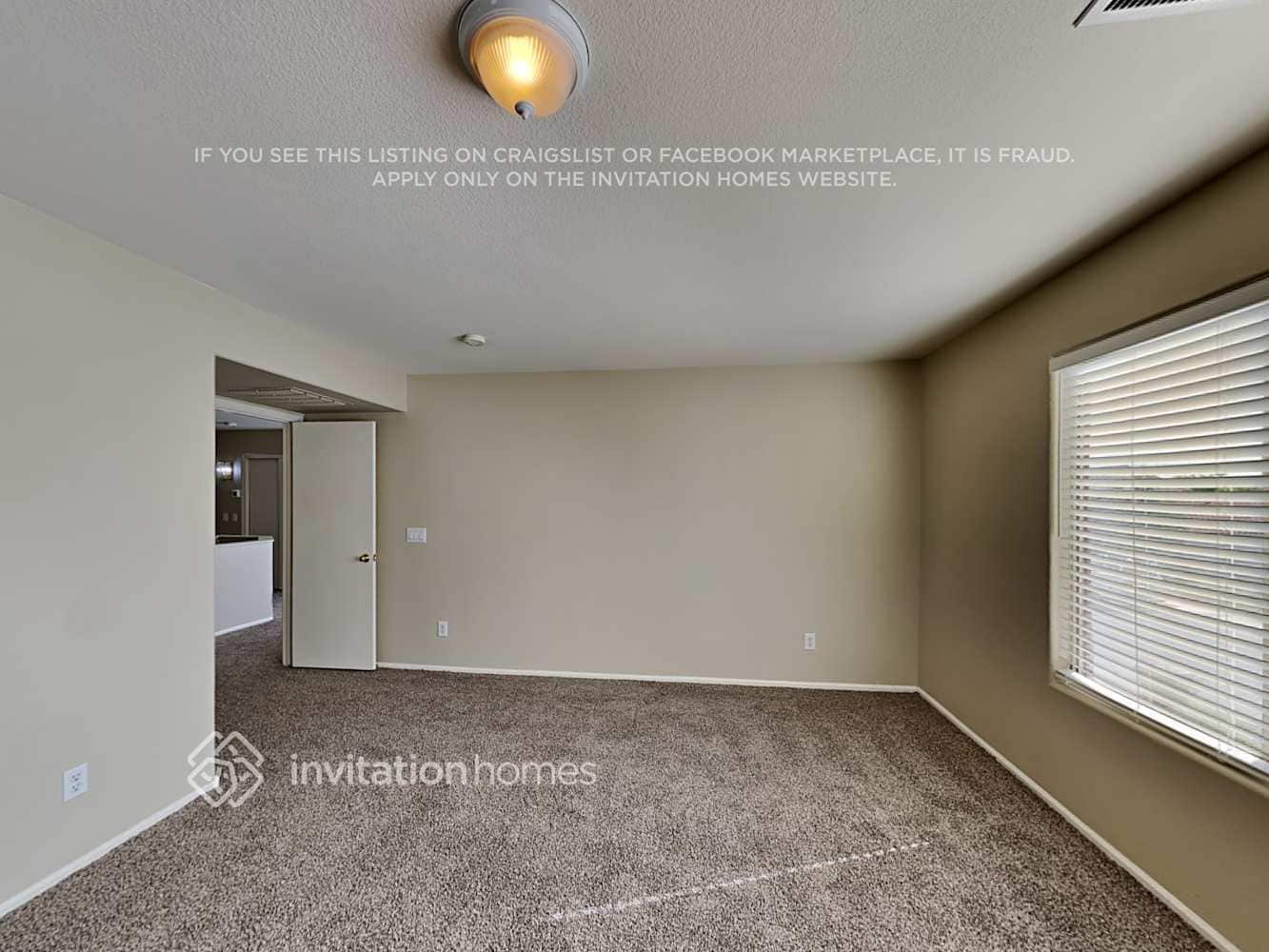 Building Photo - 16662 W Belleview St
