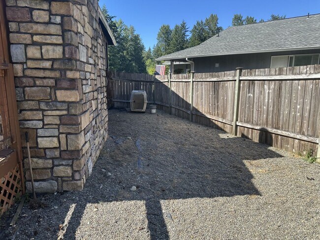 Building Photo - Beautiful Spanaway Home in Quiet Neighborhood