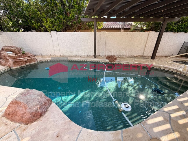 Building Photo - 12817 N 1st St