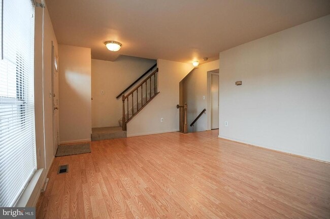 Building Photo - 128 Sulgrave Ct