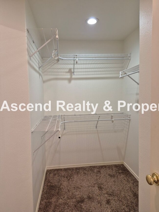 Building Photo - Available Now Stunning 2 Level Traditional...