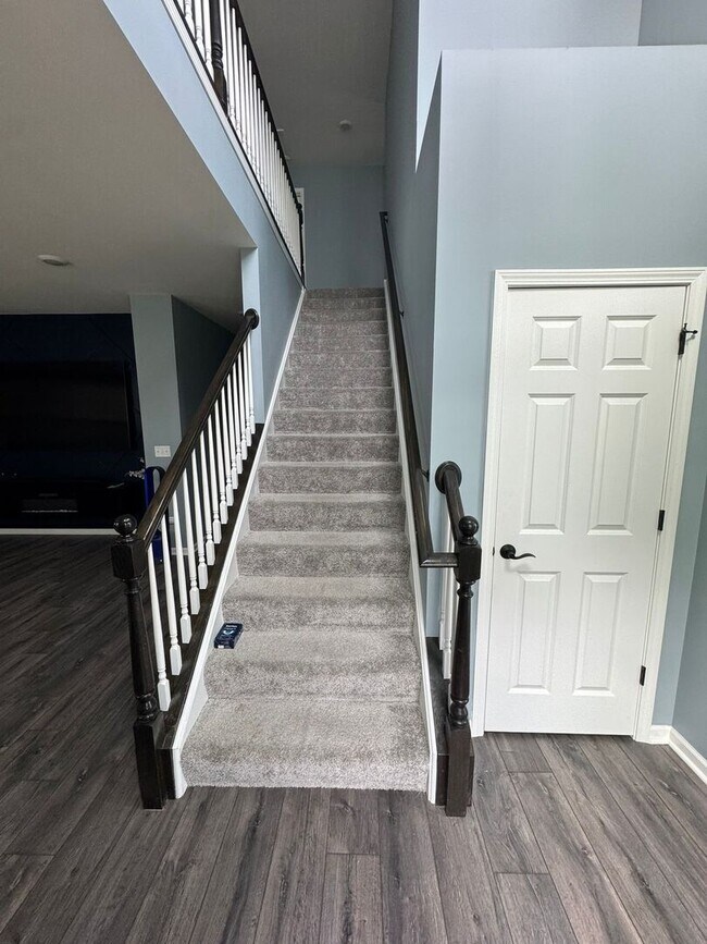 Building Photo - 12648 S Talbot Cir