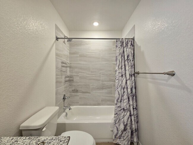 Building Photo - RENT SPECIAL - NEW IN MANAGEMENT - AVAILABLE NOW!