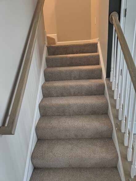 Building Photo - 15116 Hogshead Way