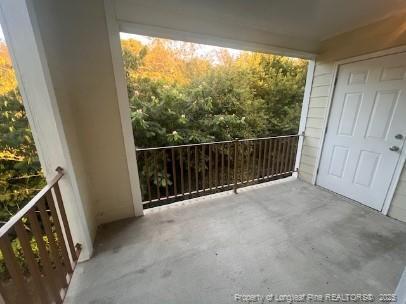 Building Photo - 513 Meadowland Ct